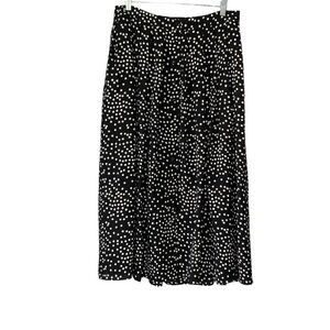 Talbots NWT‎ black and white flowy pleated polka dot button up skirt. Size 12